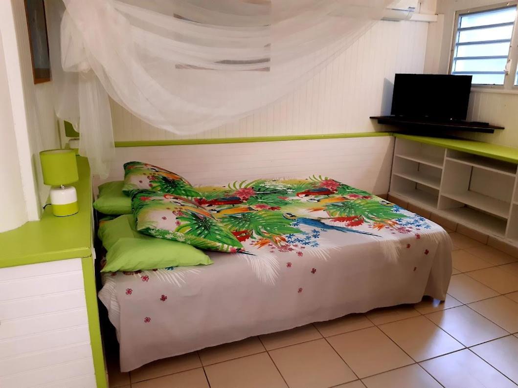 Sainte-Luce 2 T1 Hibiscus Et Colibris Apartment Exterior foto