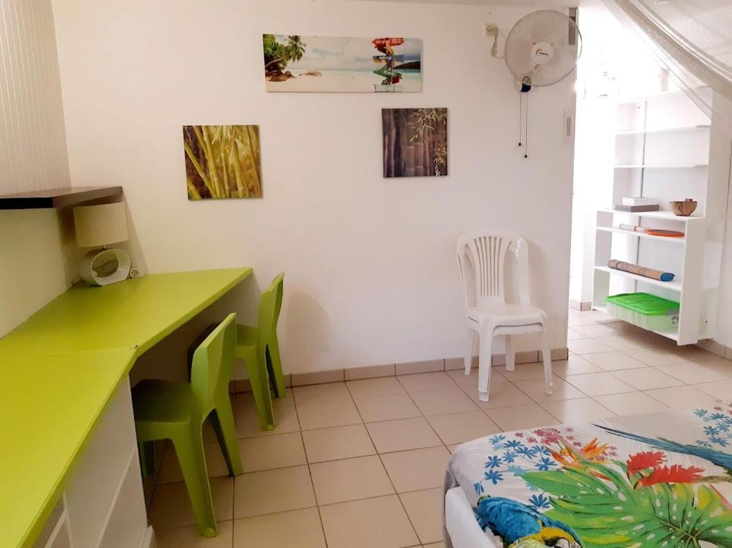 Sainte-Luce 2 T1 Hibiscus Et Colibris Apartment Exterior foto